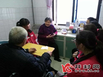 传承雷锋精神，唱响青年之声——新时代青年在养老服务中的责任与担当